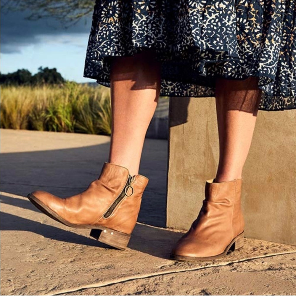 Beek Tan Leather Heeled Boots